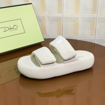 5780/4CM多巴胺清仓撤柜断码处理厚底夏季外穿百搭一字凉拖女士款