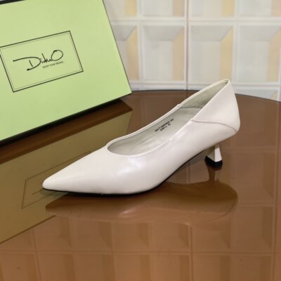 Y952/3CM胎牛皮清仓撤柜断码处理法式复古尖头浅口中跟女士单鞋春