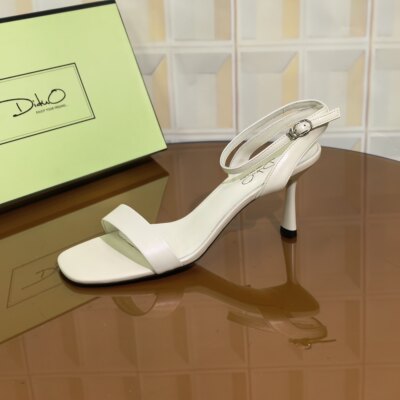 7A06/6CM羊皮清仓撤柜断码处理时尚百搭夏季细跟露趾一字带女士凉