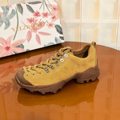 1473/3CM牛皮清仓撤柜断码处理女士秋冬防滑轻职风街头风平跟时尚