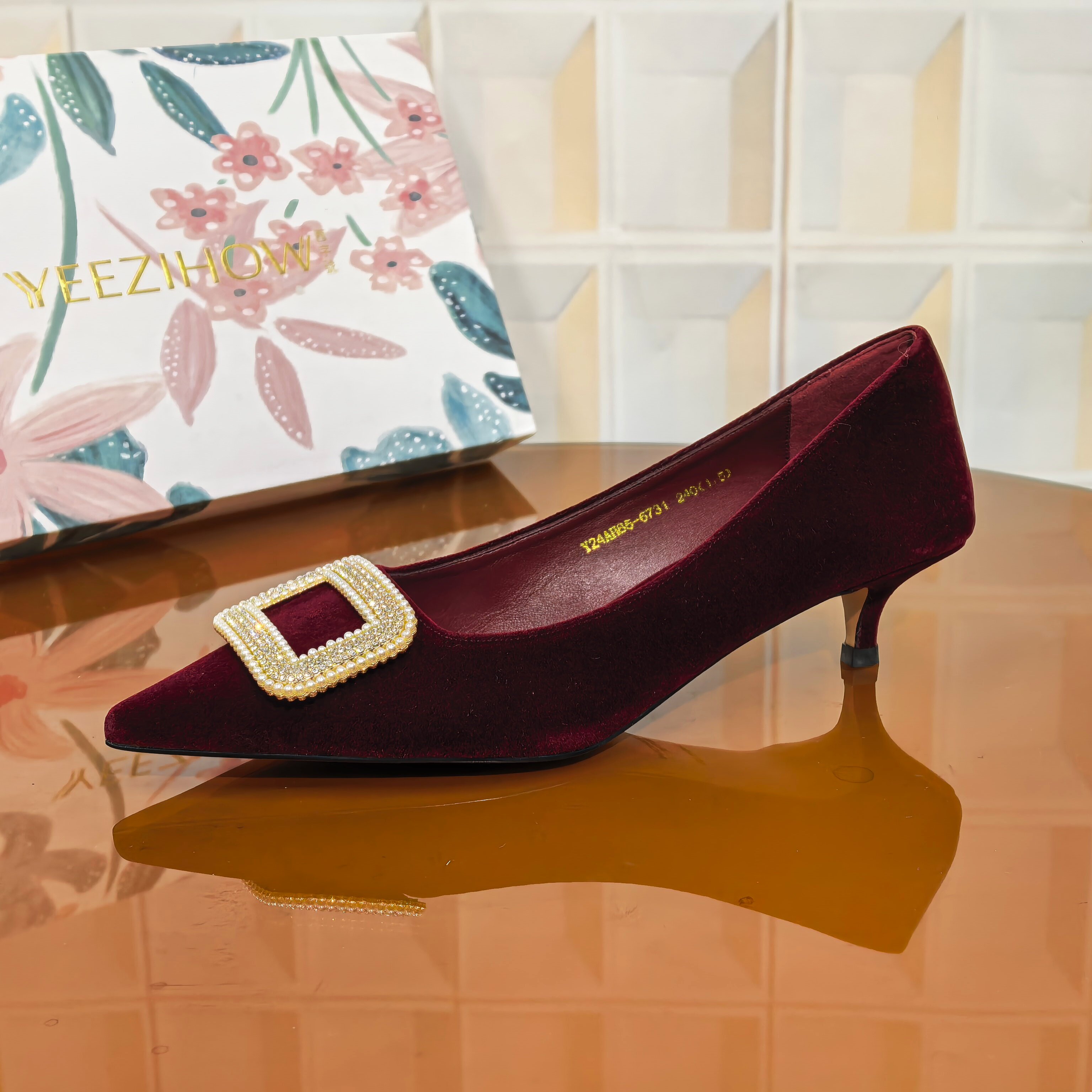 6731/3CM丝绒高跟鞋断码撤柜清仓处理细跟高跟鞋秋季细跟女鞋尖头