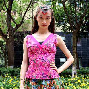 夏季吊带背心女上衣性感露背钉珠泰国重工钉珠尼泊尔串珠上衣短款
