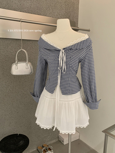 女 复古设计感小众一字肩格纹蕾丝花边拼接衬衣衬衫 Y.JIA 伊嘉法式