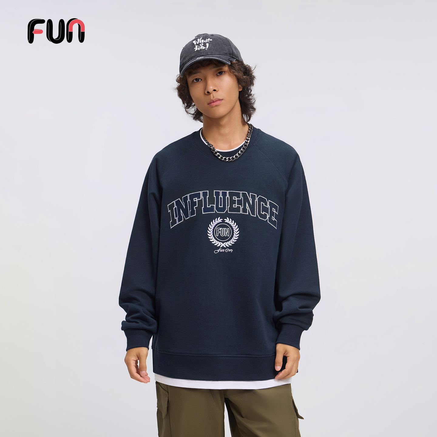 Fun2025秋季商场同款时尚宽松套头卫衣英文字母刺绣长袖上衣男女