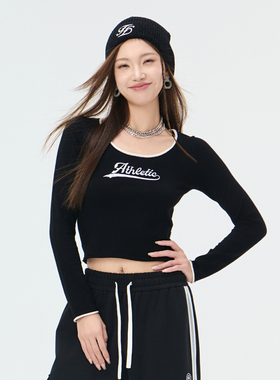 Fun商场同款时尚运动紧身版套头毛衣FMY144A0B