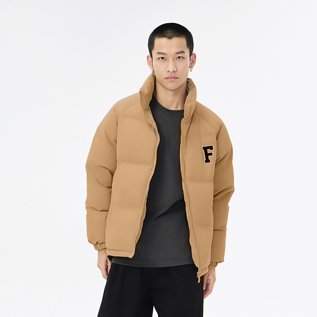 Fun商场同款史努比联名款羽绒服