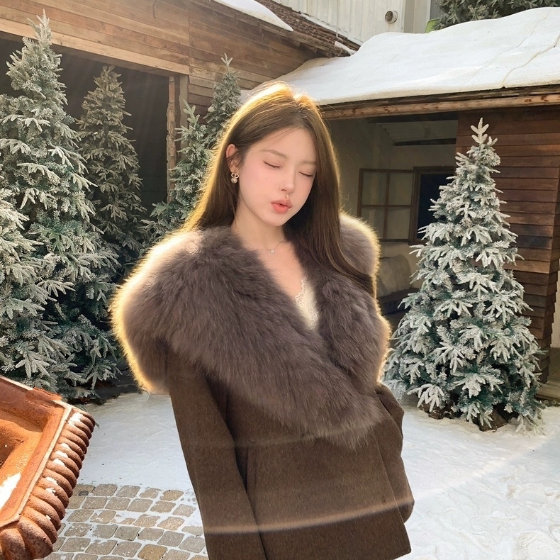 一起轻奢大衣-羊毛外套(配可拆卸狐狸领毛)（含100澳毛）L-YC7731