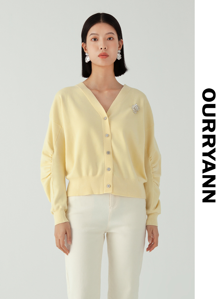 V领针织开衫女水钻扣花朵胸针装饰春秋显瘦短款毛衣外套