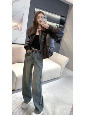 熙薇【阔步生花】2025冬季新款潮牌复古风刺绣加绒牛仔裤H6693