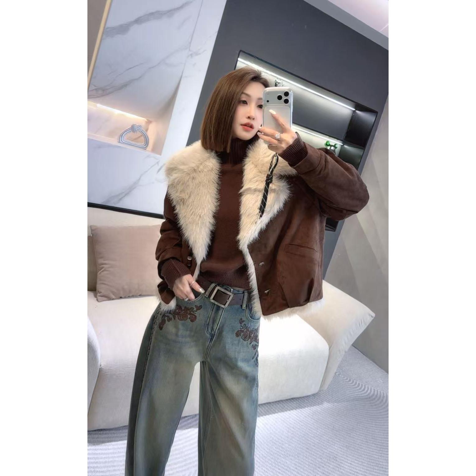 熙薇【大理金秋】2025冬季新款休闲时尚皮毛一体外套H6733
