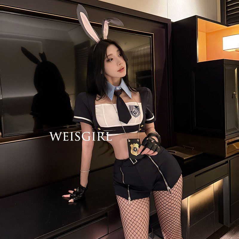 cosplay性感学姐兔子搜查官制服