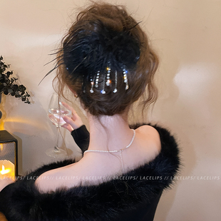 超仙羽毛流苏发夹女大号鸭嘴夹后脑勺盘发抓夹2026新款高端头饰冬