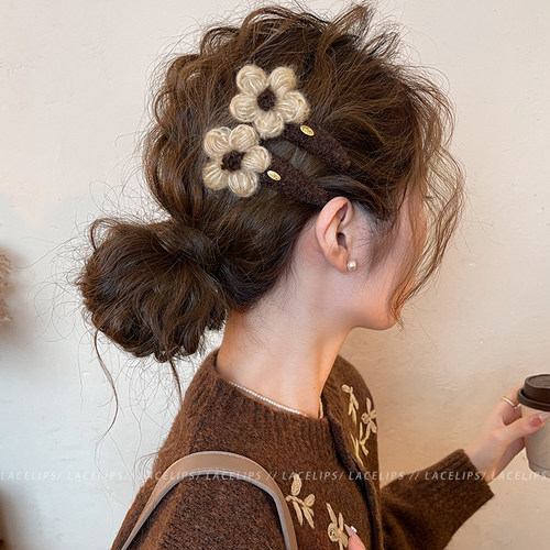 毛线花朵金标发夹女2025新款