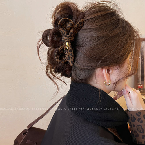 复古豹纹蝴蝶结抓夹女高级感