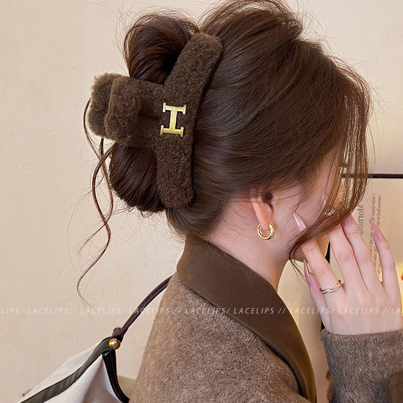气质金标H毛绒抓夹女高级感大号鲨鱼夹2026新款发量大盘发夹头饰,饰品/流行首饰/时尚饰品新,发饰,淘宝优惠券,粉丝福利购,淘宝优惠卷