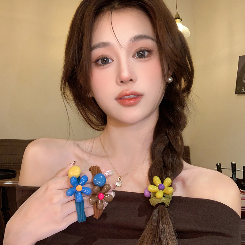 敲甜美！花朵圆珠发圈女2025新款