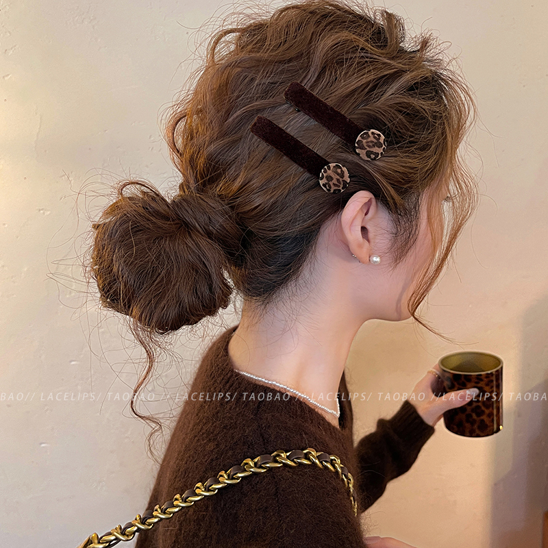 美拉德豹纹球球发夹女丝绒边夹前额发卡2025新款高端刘海夹子头饰