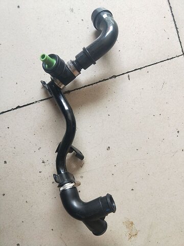 帕萨特B5新老款领驭1.8T废气管总成曲轴通风管单向阀喷嘴