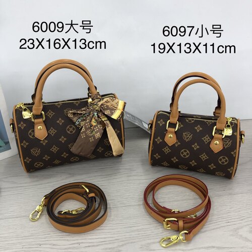 路易芳华枕头包网红款今年流行迷你小包包斜挎明星同款波士顿包包