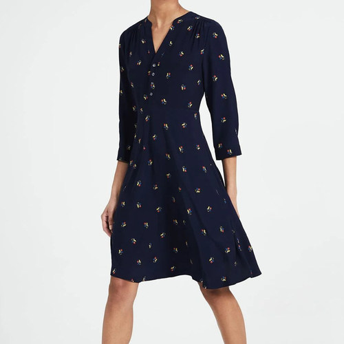 碎花连衣裙藏青色价格 碎花连衣裙藏青色图片 星期三