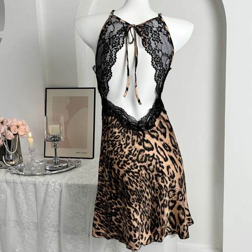 性感睡衣女夏冰丝吊带睡裙带胸垫