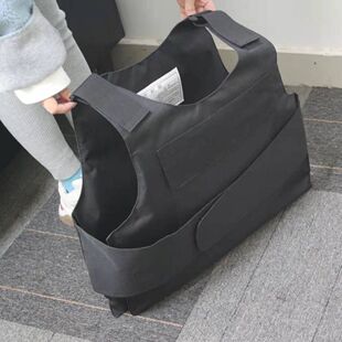 新款防刺背心防护夏季硬质软质透气马甲保安衣防防身安保防暴战术