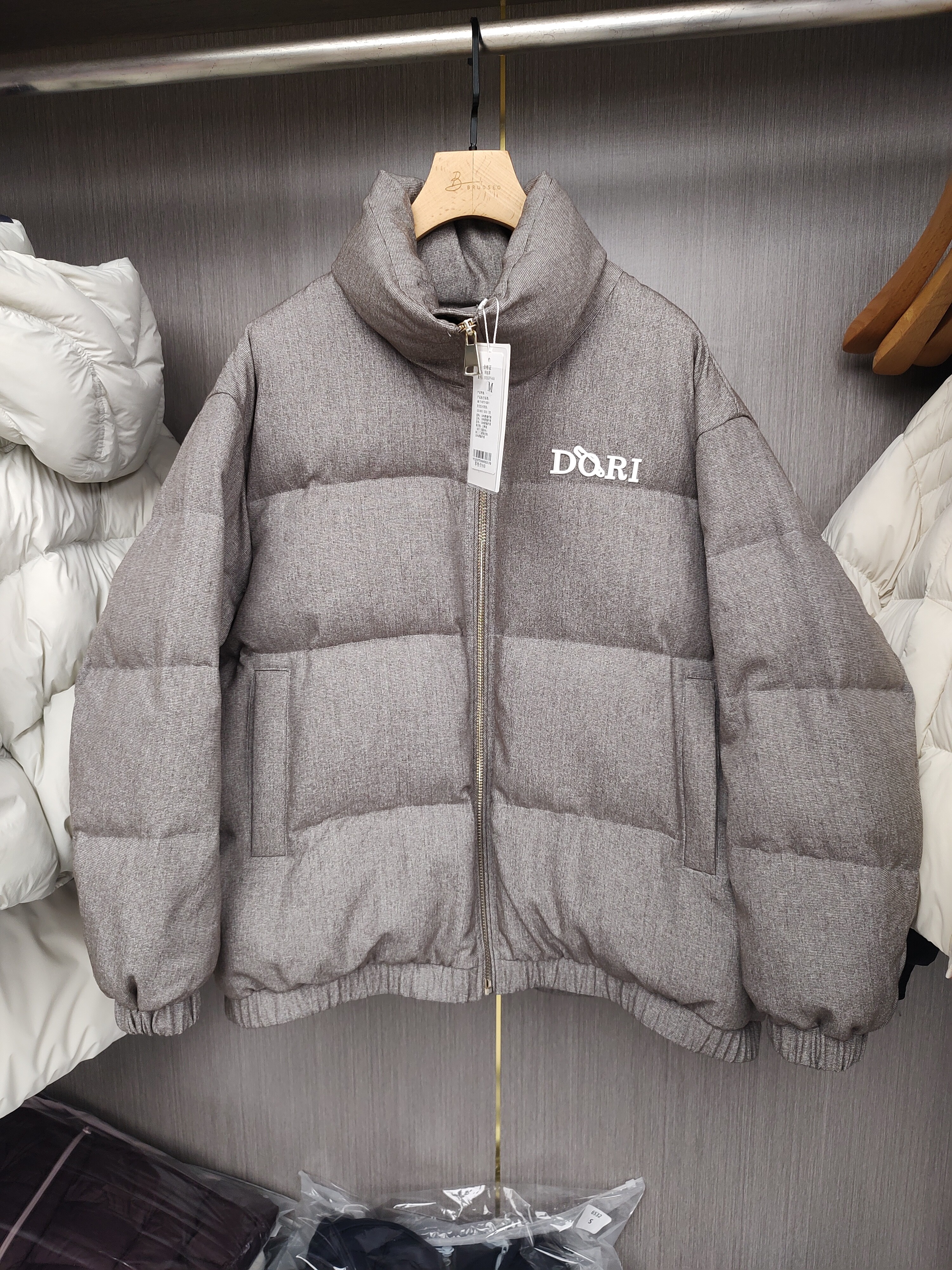 断码捡漏加厚保暖羽绒服灰色男女同款90白鸭绒