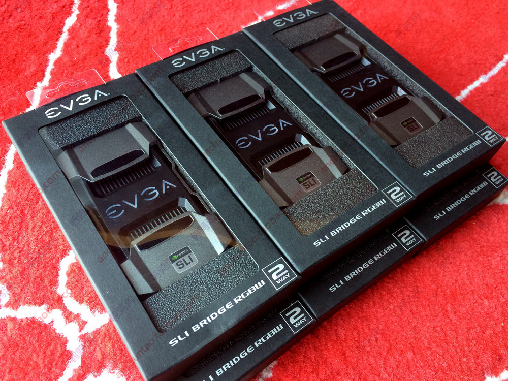 【代购】EVGA PRO SLI BRIDGE HB NVIDIA 帕斯卡 桥接器 RGBW灯