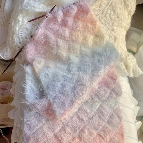 渐变彩虹糖围巾毛线手工diy礼物编织材料包针织送女友钩打发时间