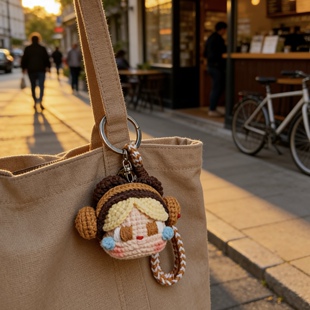 毛线钩织可爱戴耳机哭娃团子diy材料包手工编织自制玩偶钥匙挂件