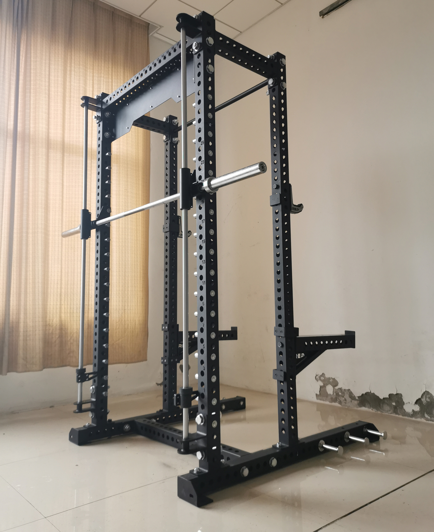 开放架深蹲架健身运动训练器