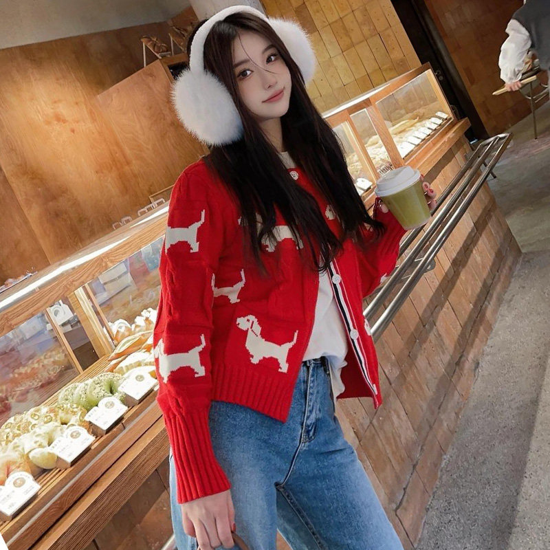 新年战袍限定红色小狗提花针织开衫女本命年毛衣外套2026早春新款,女装/女士精品,毛针织衫,淘宝优惠券,粉丝福利购,淘宝优惠卷