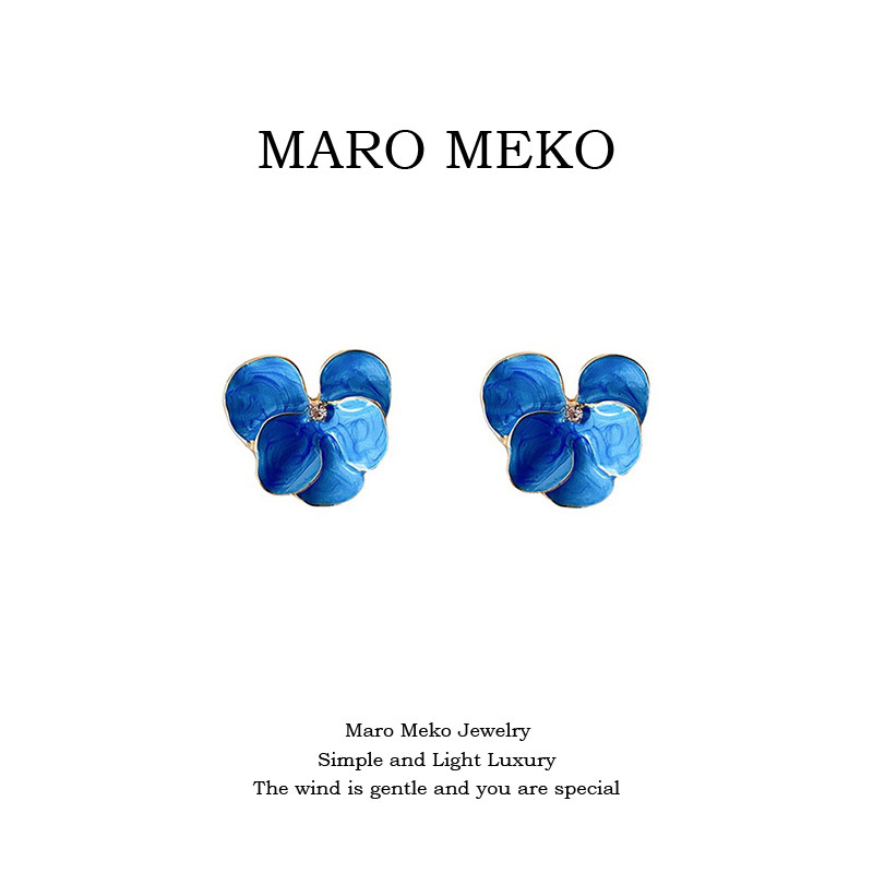 Maro Meko蓝色花瓣耳钉轻奢小众高级感花朵耳环气质大气小众耳夹