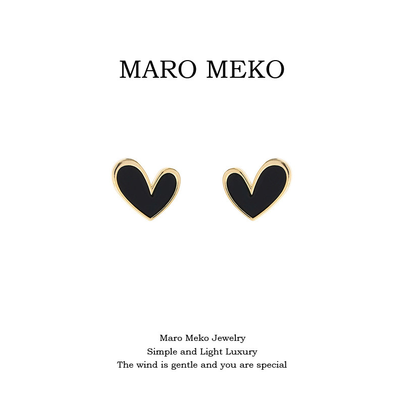 Maro Meko2024新款黑色爱心精致耳钉轻奢高级感气质大气耳饰耳夹