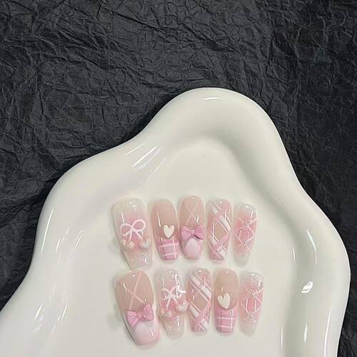 粉色芭蕾蝴蝶结穿戴甲