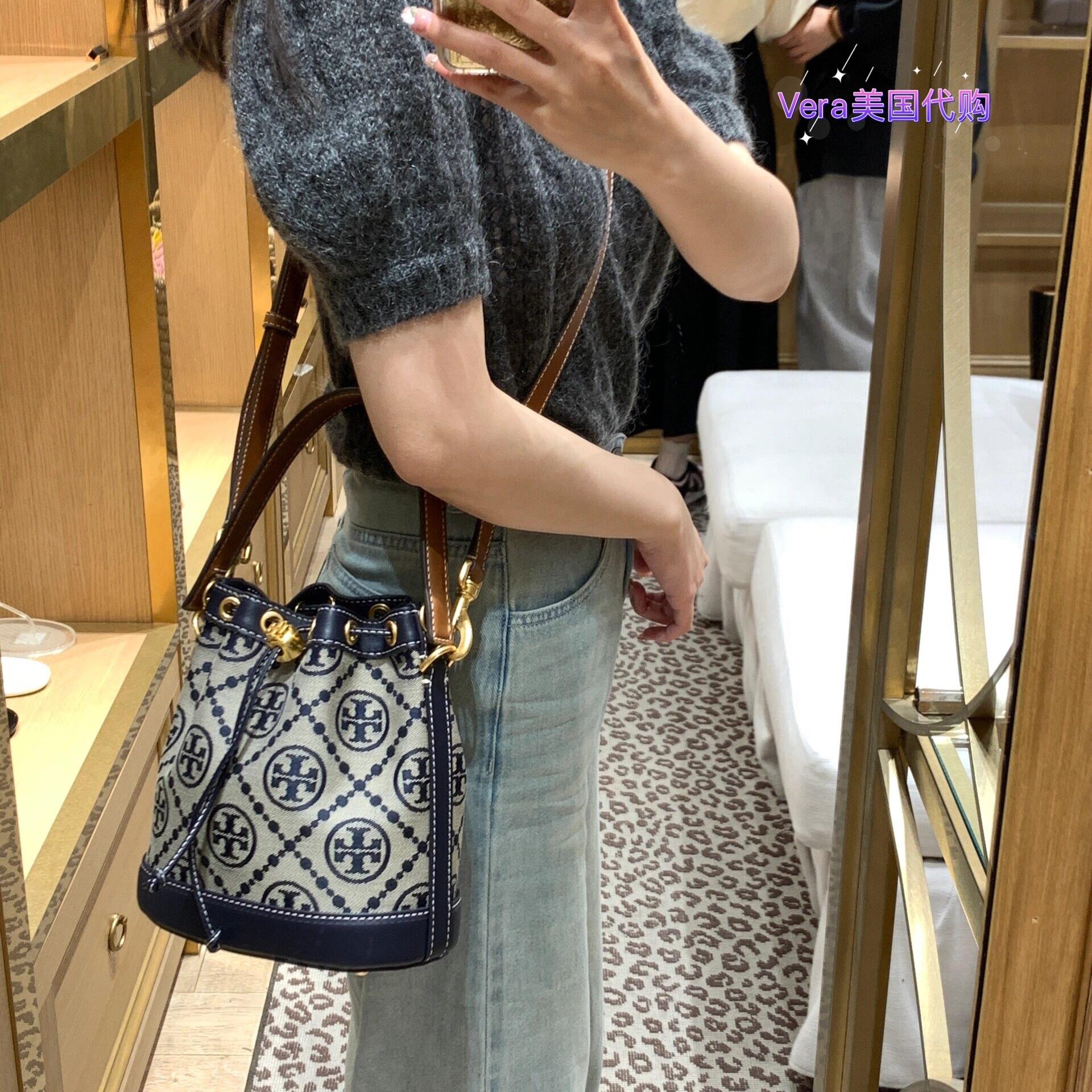 宝藏级牛货  T MONOGRAM 提花老花迷 你斜挎单肩包抽绳水桶包1031