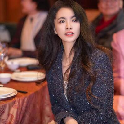 2025春秋修身亮片装饰套装