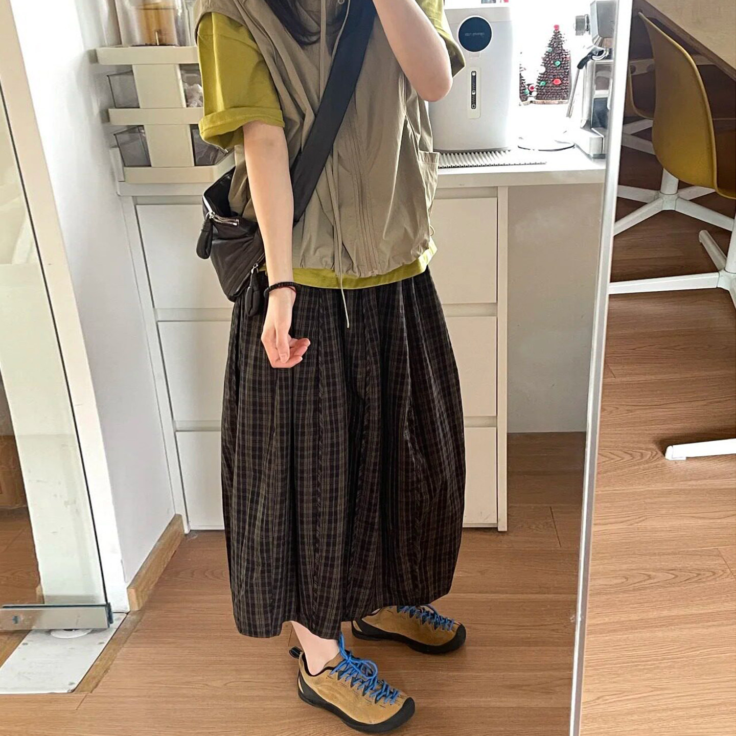 复古文艺格子半身裙女大码春夏新款胖mm宽松显瘦慵懒中长款a字裙