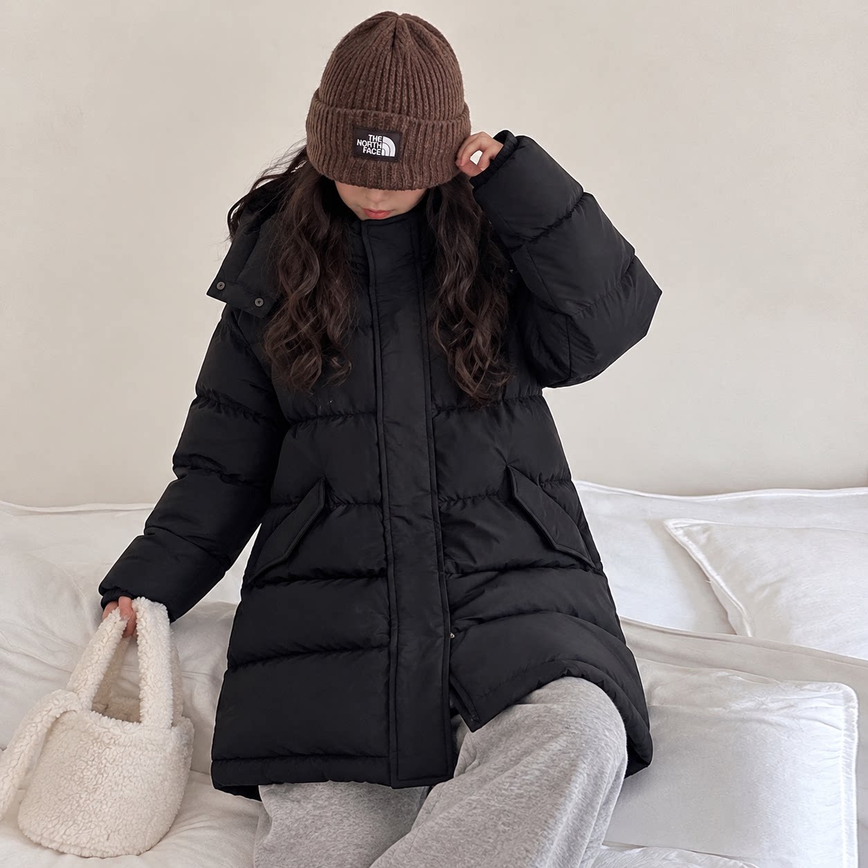 女童羽绒服冬季连帽中长款儿童宽松保暖外套玫红色黑色百搭上衣