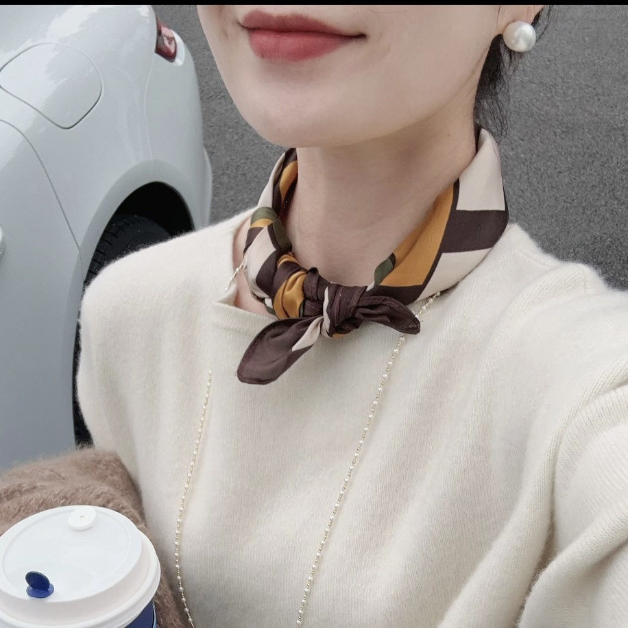 丝巾小方巾女款2025新款长条春秋冬季高级感黄色时尚飘带围巾领巾