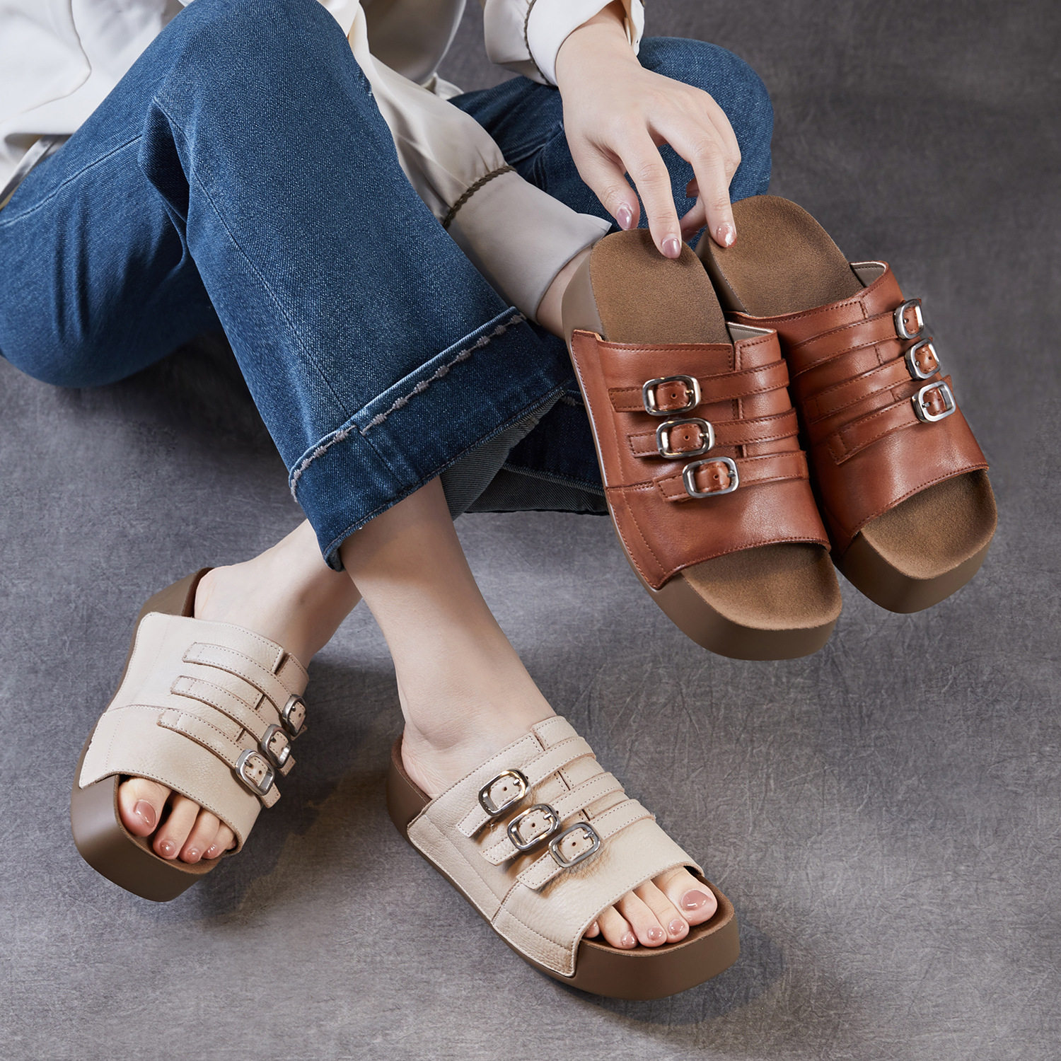 真皮厚底防滑一字拖鞋女外穿2026夏季头层牛皮时尚踩屎感勃肯凉拖