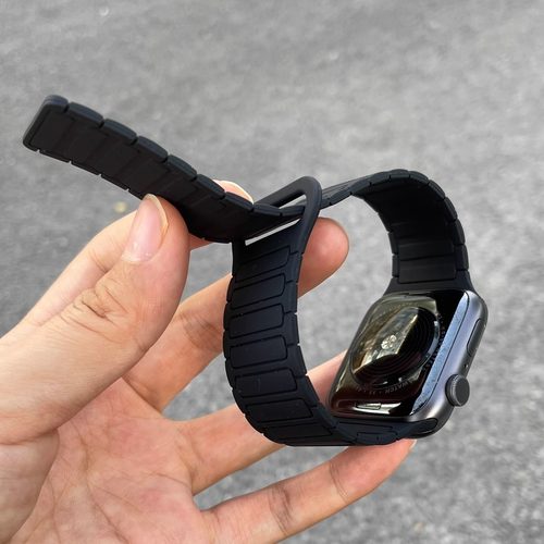 适用苹果手表iwatch10表带s987654se2磁吸双色ultra张婧仪同款