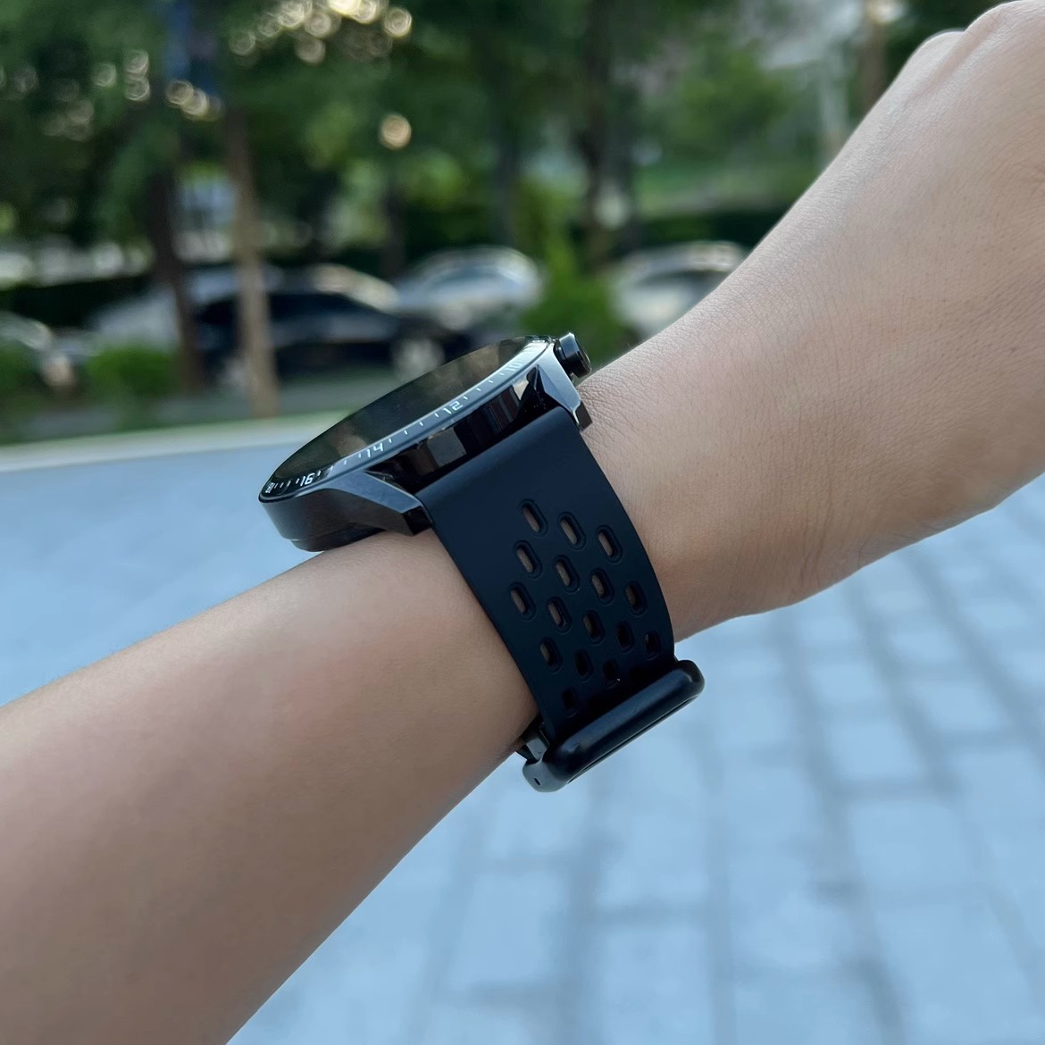 洞洞透气款适用华为手表gt23pro表带GT4磁吸扣watch4硅胶腕带22夏