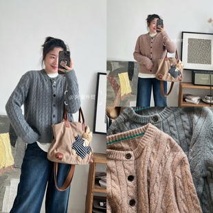 「阿董外贸」秋冬重磅保暖麻花纹花纱羊绒圆领针织开衫 毛衣 长袖