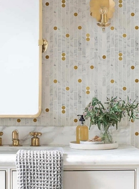 轻奢长条大理石马赛克瓷砖白色墙砖石材背景墙浴室玄关厨房金属贴