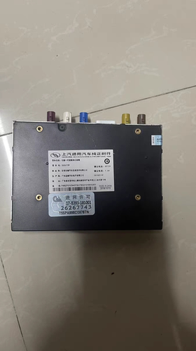 凯迪拉克二代流媒体全新一代流媒体主机模块解决 蓝屏SIM卡坏问题