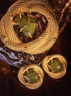 包邮中古饰品复刻爪镶西装别针蛇年生肖胸针轻奢耳夹vintage书册