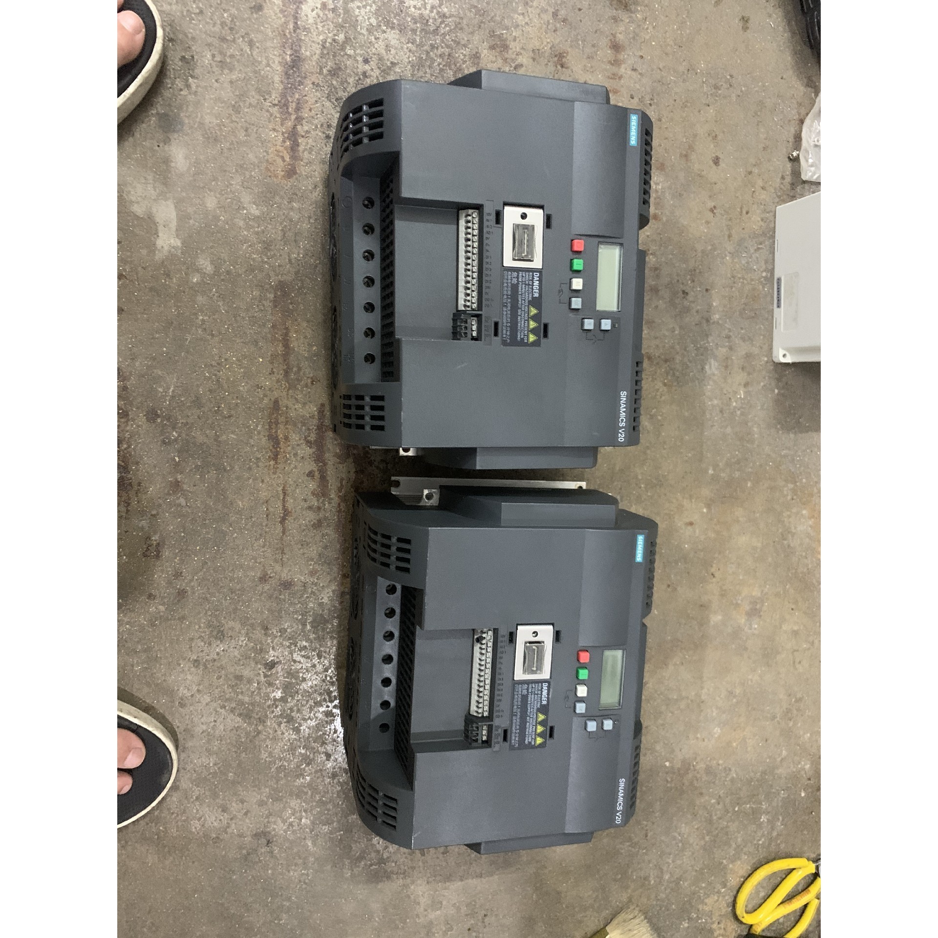 V20变频器75KW 11KW 6SL32105B 备件/咨询