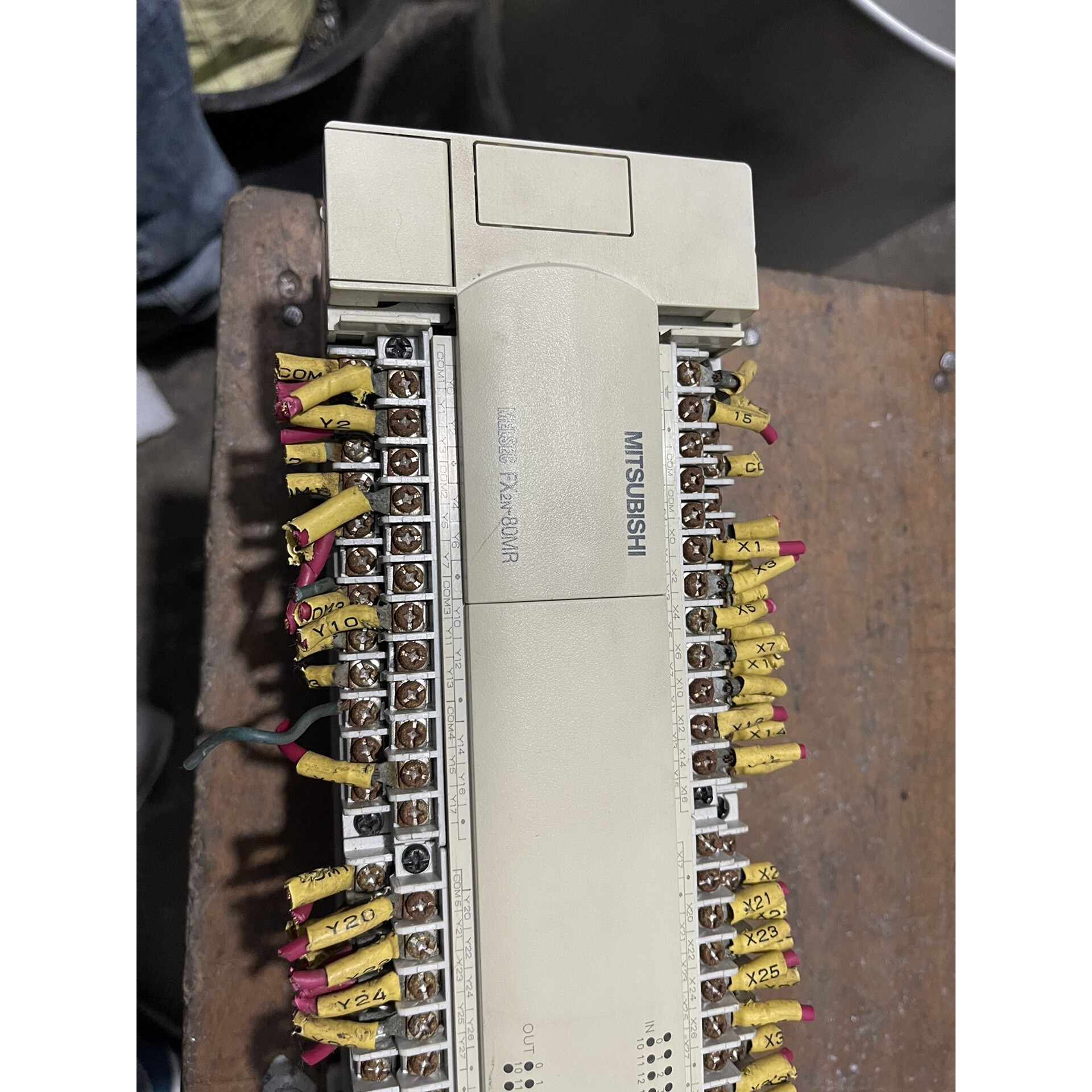 PLC   FX2N80MR001 备件/咨询