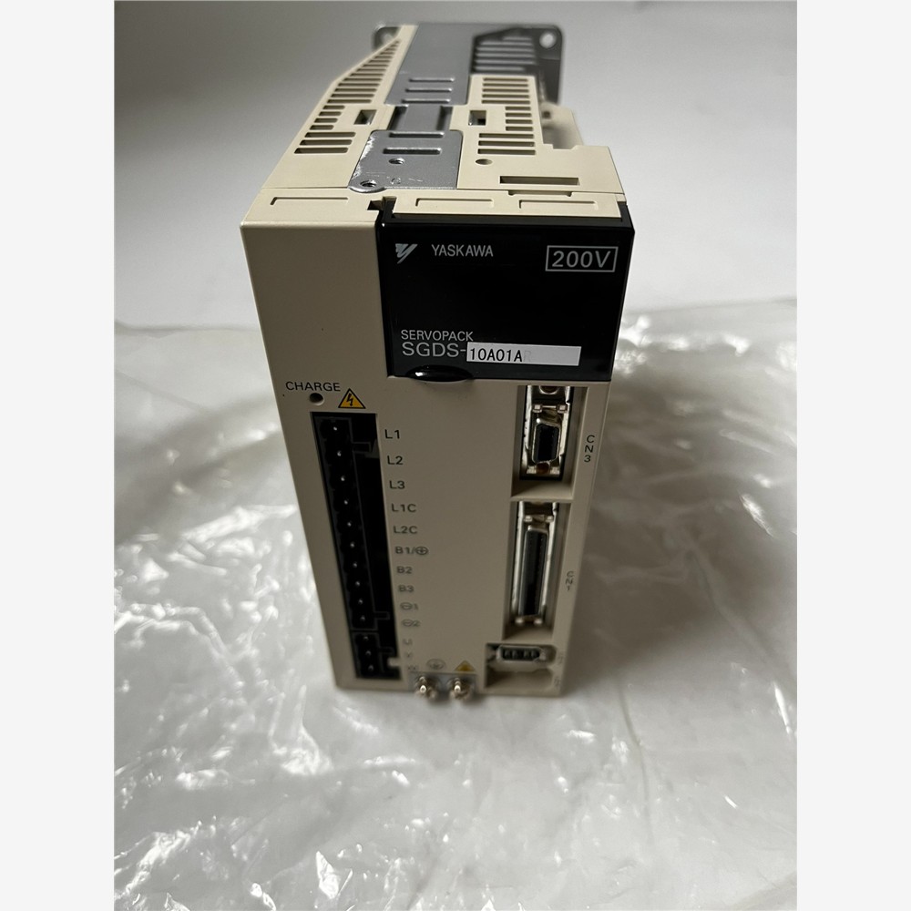 SGDS-10A01A全新安川伺服驱动器，实物拍摄 备件/咨询